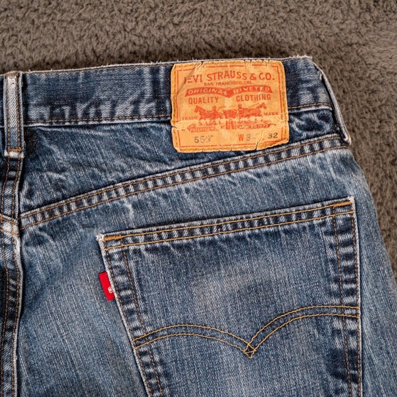 Levis Jeans Mens 34x32 Blue 559 Relaxed Fit Medium Wash Denim - Picture 8 of 9